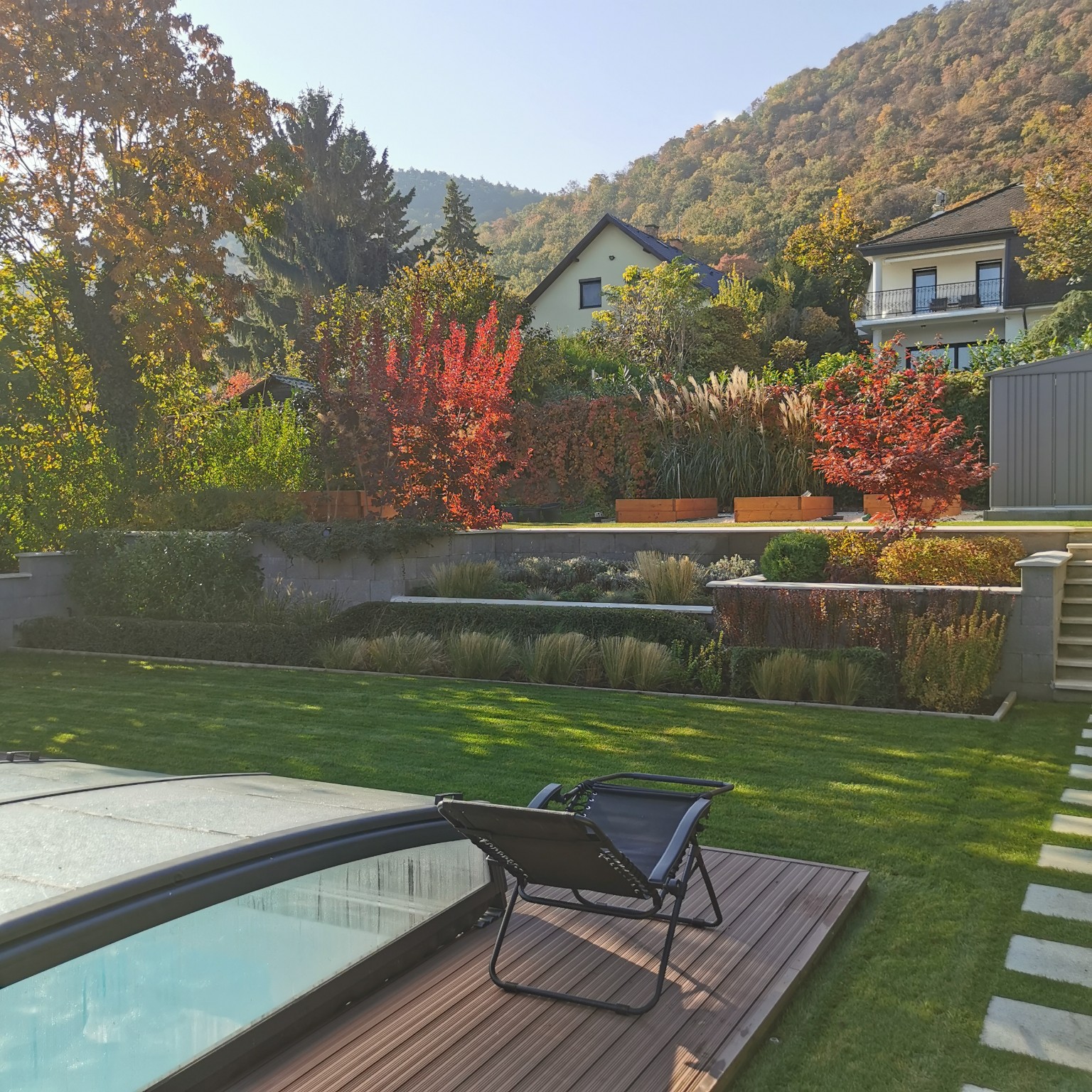 Carefully designed terraced garden